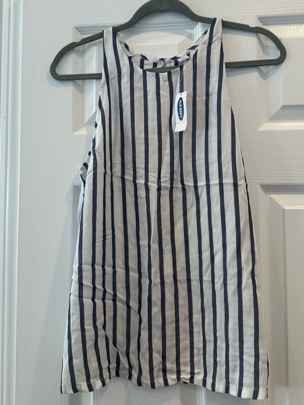 Old Navy White and Navy Striped Sleeveless tank